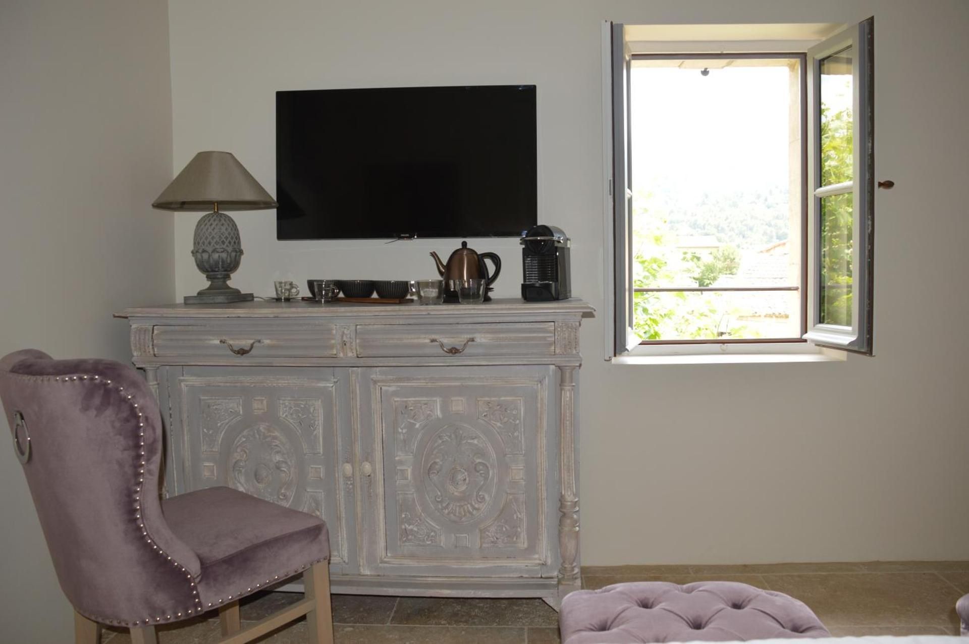 Double Room with Mountain View