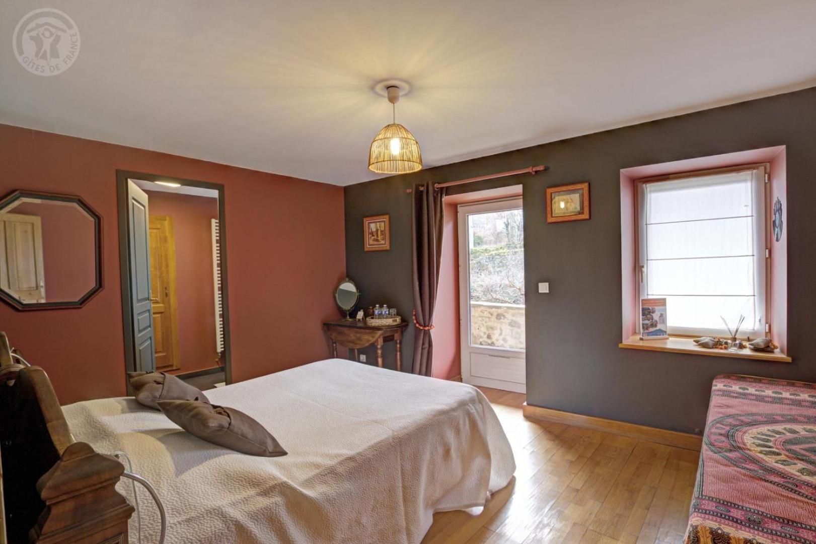 Deluxe Room 1