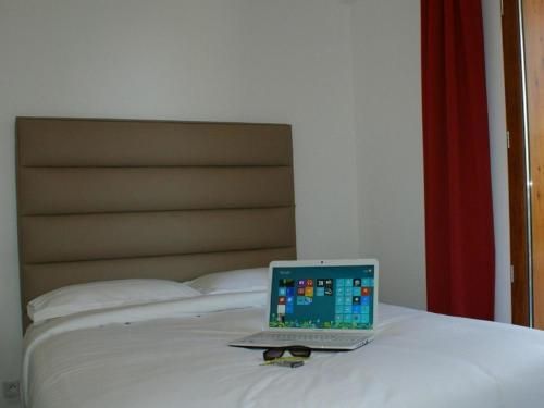 2-Bedroom Apartment for 4 Adults