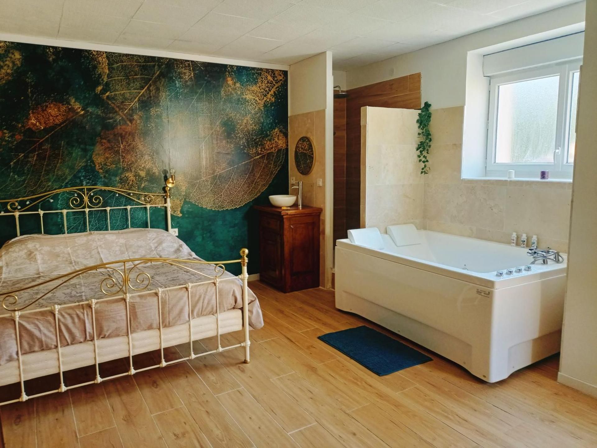 Double Room with Private Bathroom