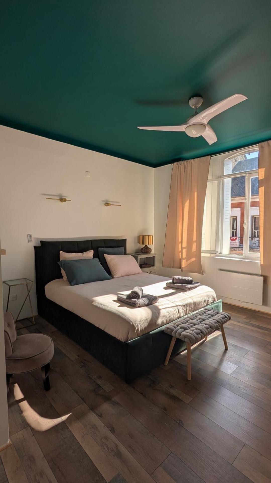 Queen Room with Spa Bath