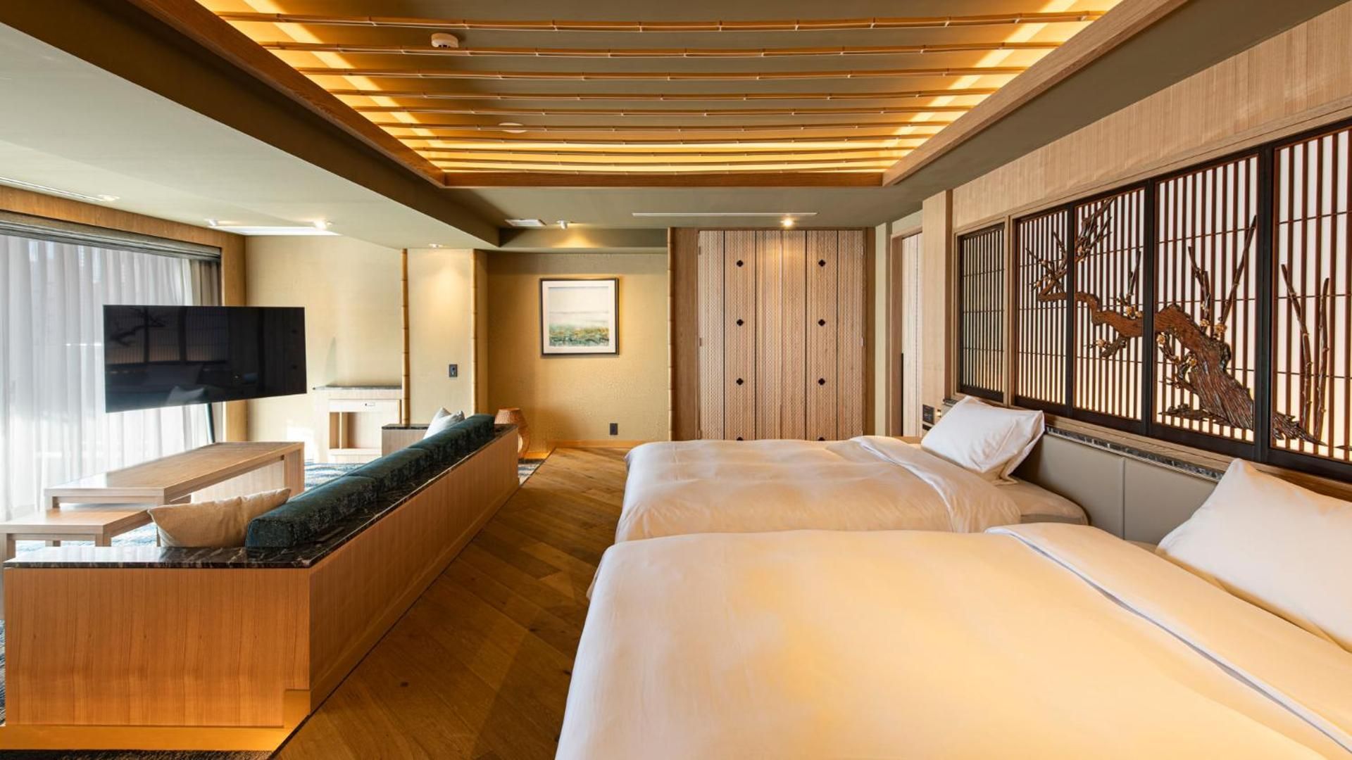 Twin Room with View