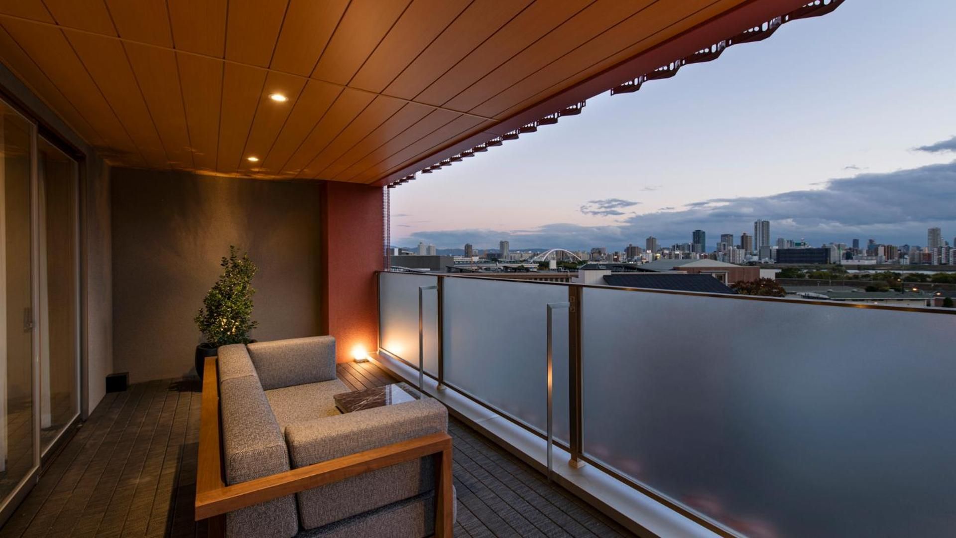 Twin Room with View