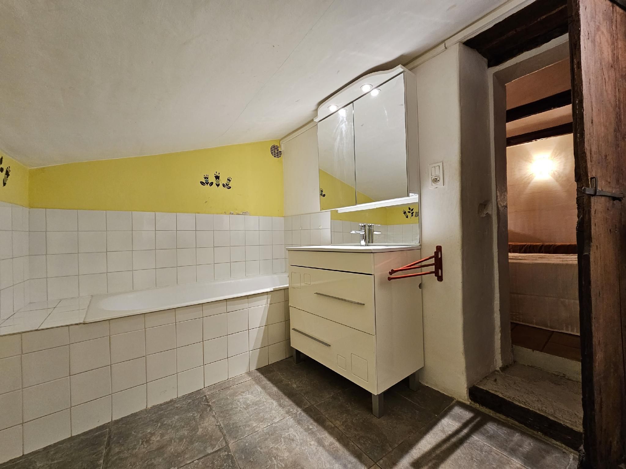 Apartment-ARCHE Terrasse-Apartment-Ensuite with Bath-Garden View