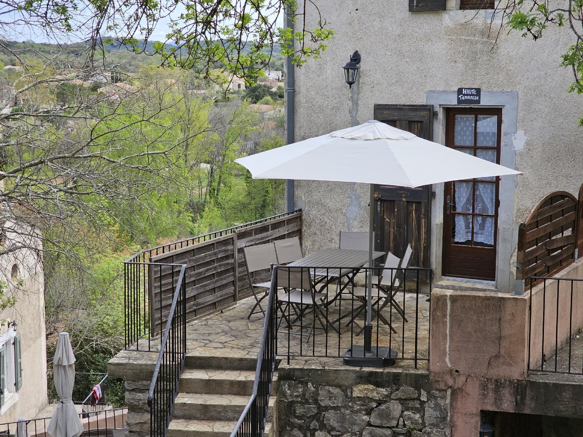 Duplex-HAUTE TERRASSE-Apartment-Panoramic-Ensuite with Shower-Countryside view