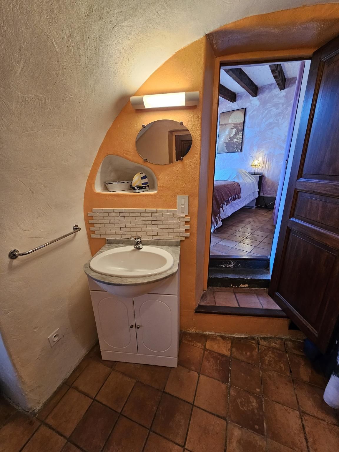 Apartment-SOURCE Grande Terrasse-Apartment-Ensuite with Bath-River view