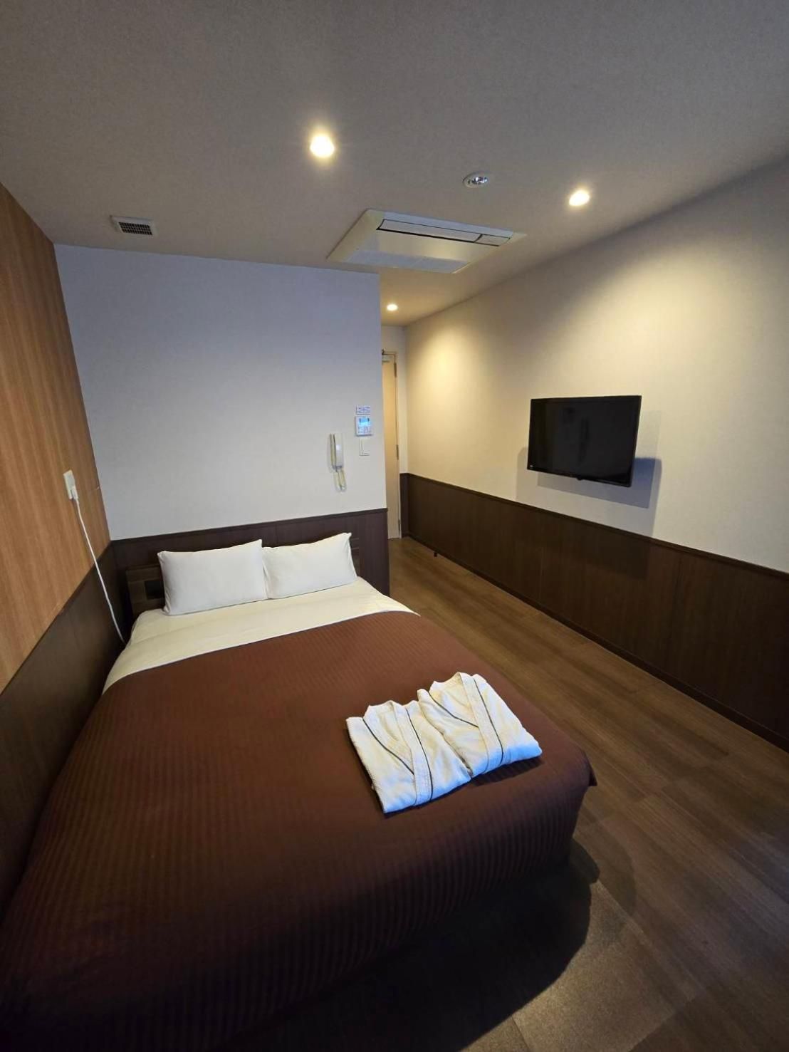 Double Room - Non-Smoking