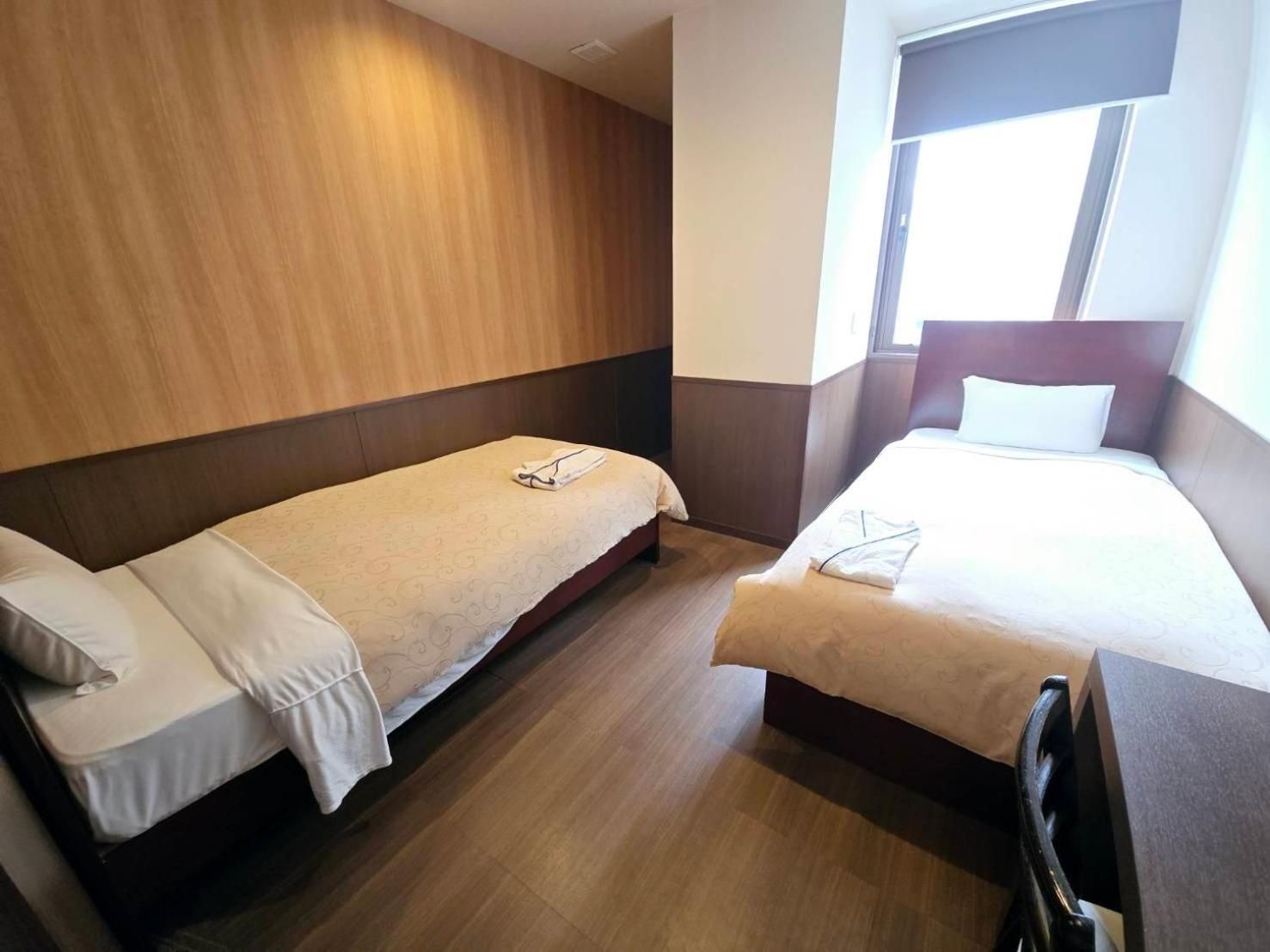Economy Twin Room
