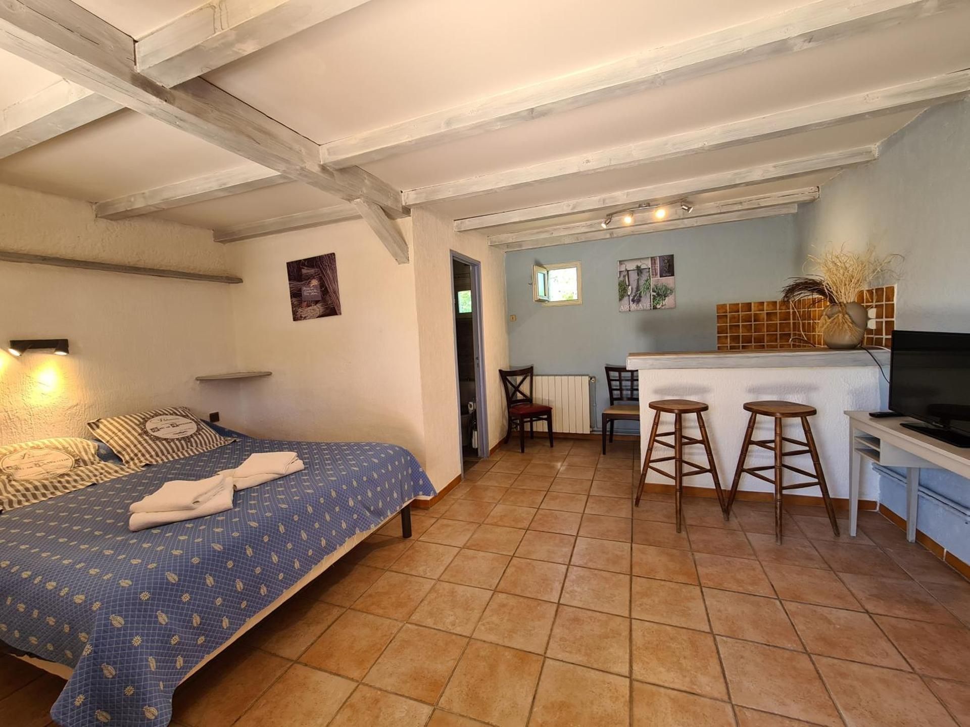 Les Buisses en Provence Double Room