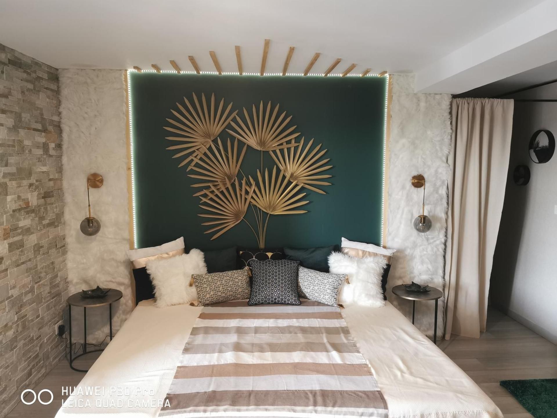 Suite with Pool View