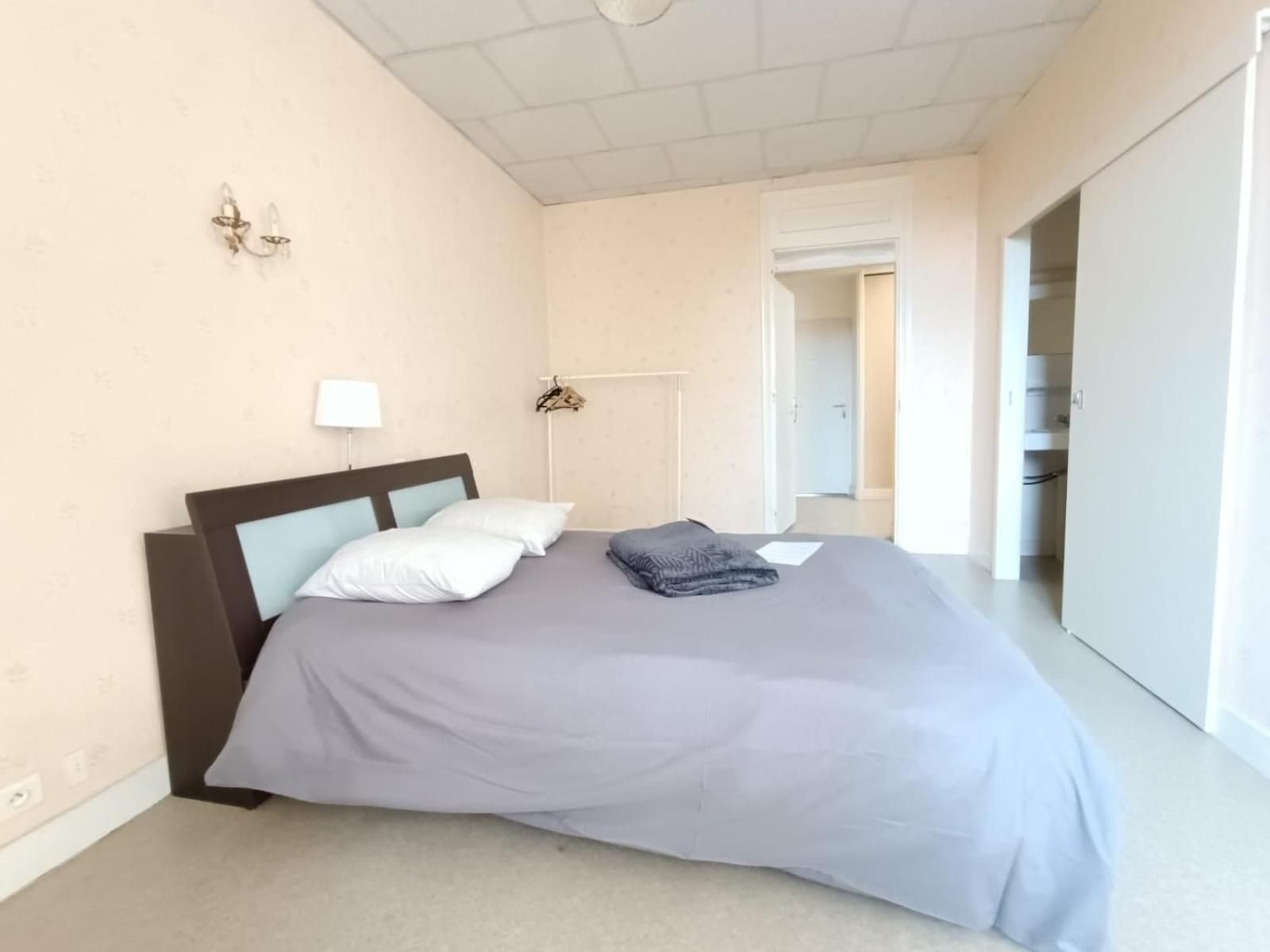 Standard Double Room with Shared Bathroom