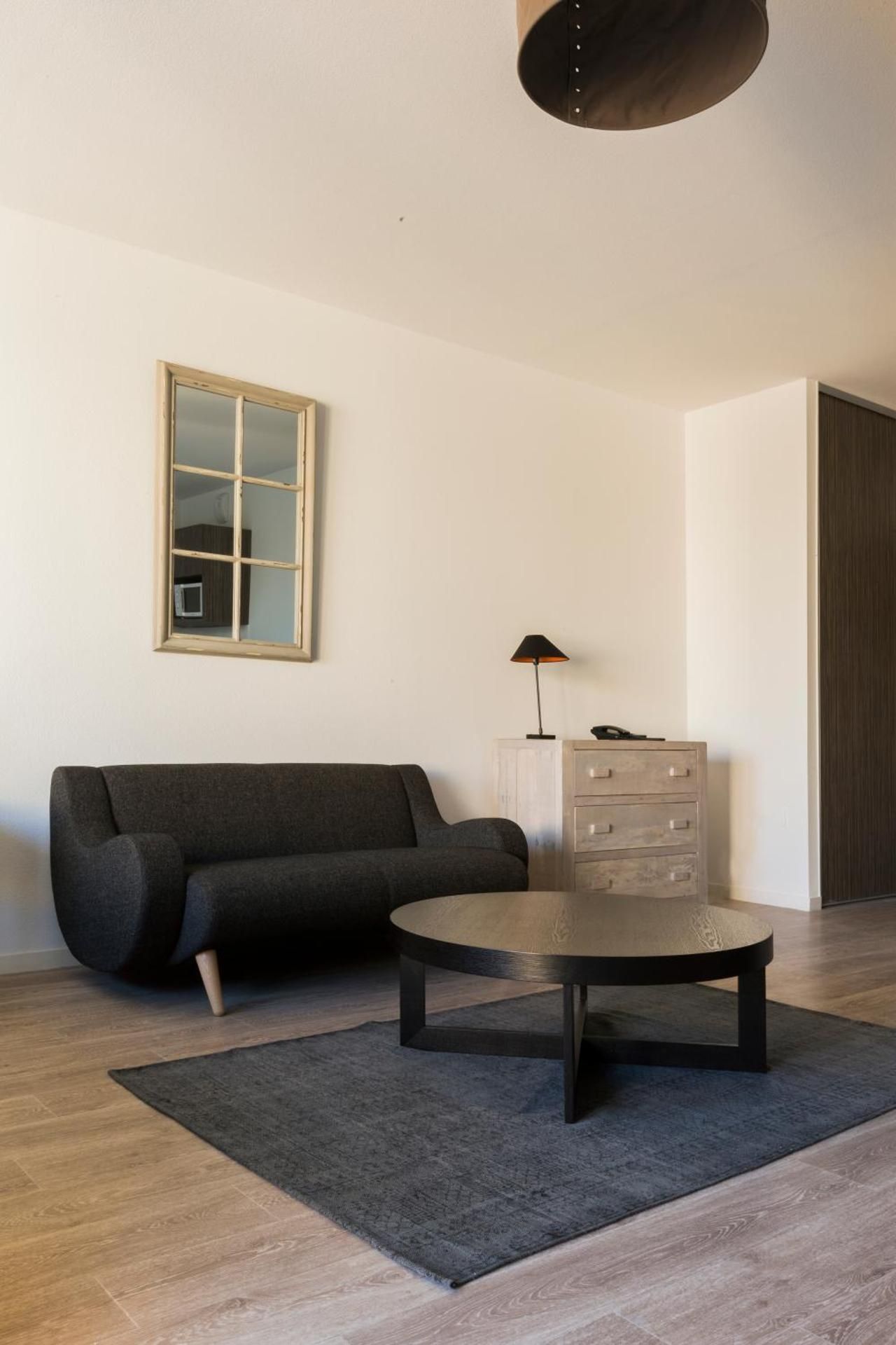 Studio (1 Adult)