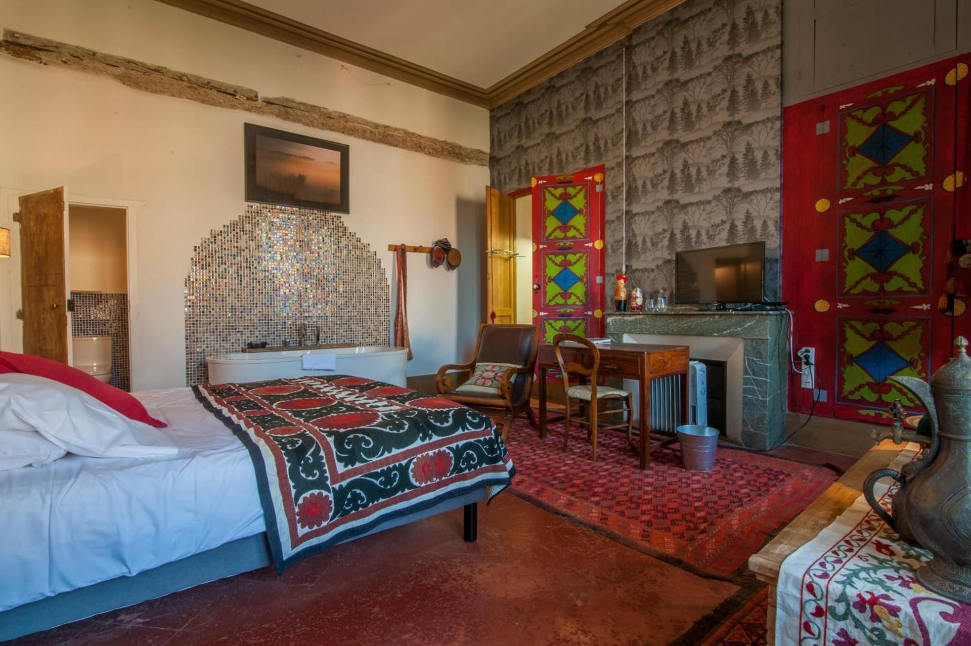 Deluxe King Room