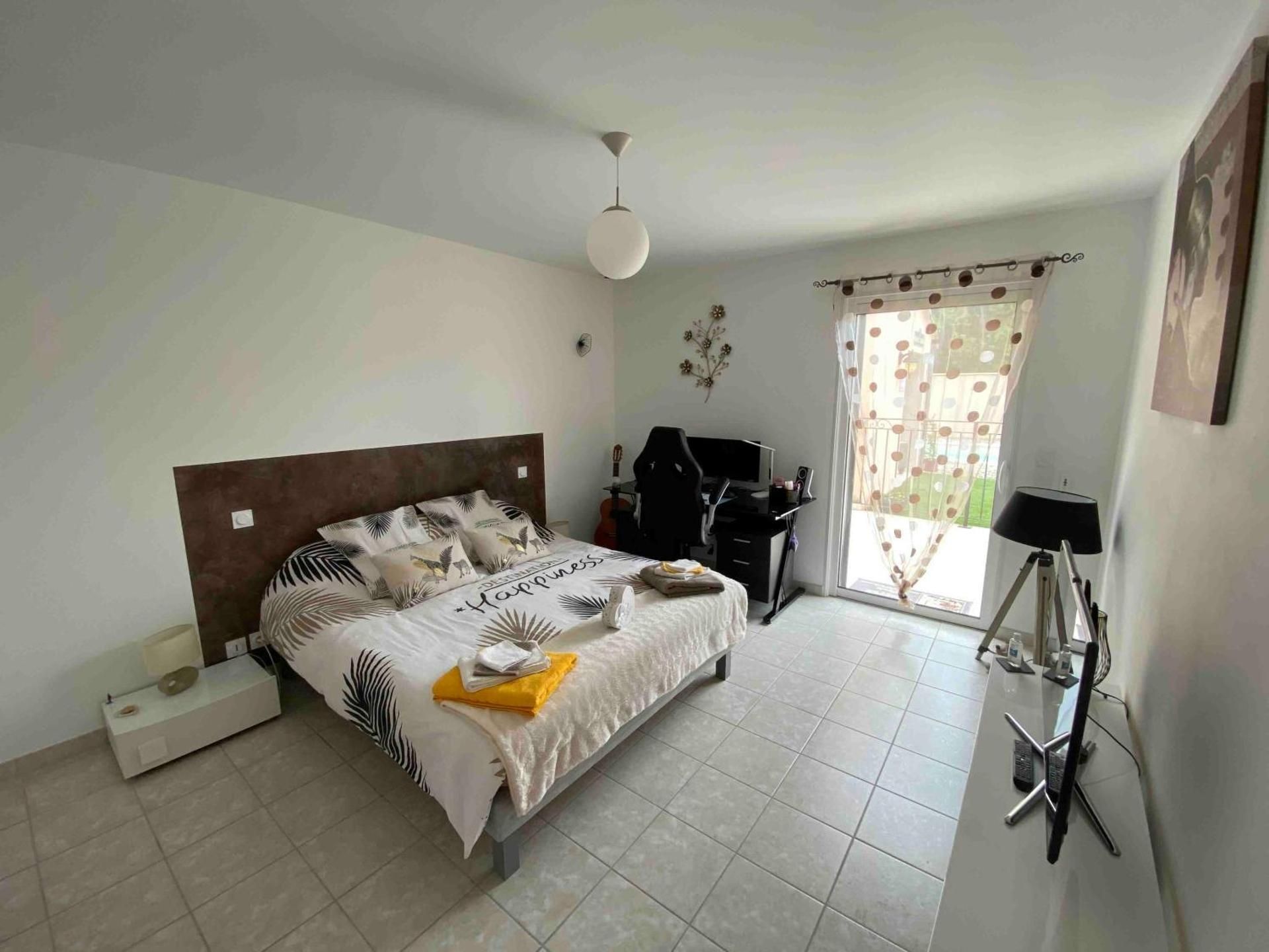 Double Room with Pool View