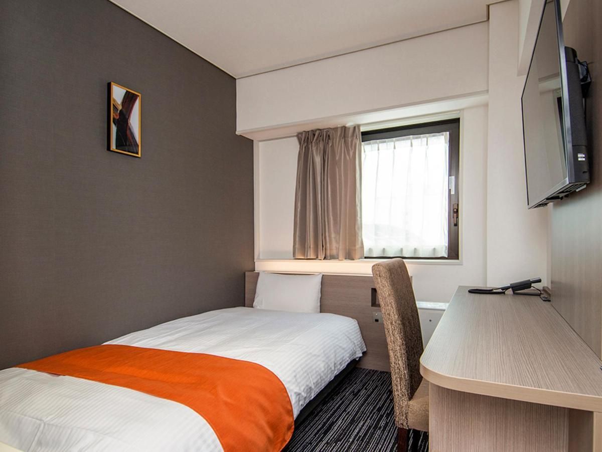 Single Room - Non-Smoking