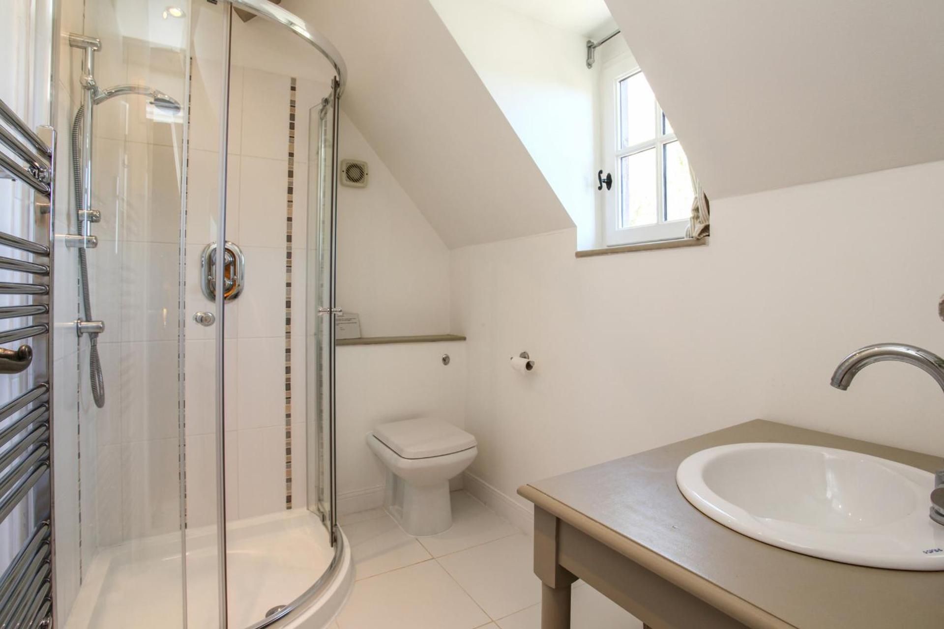 Triple Room with Shower