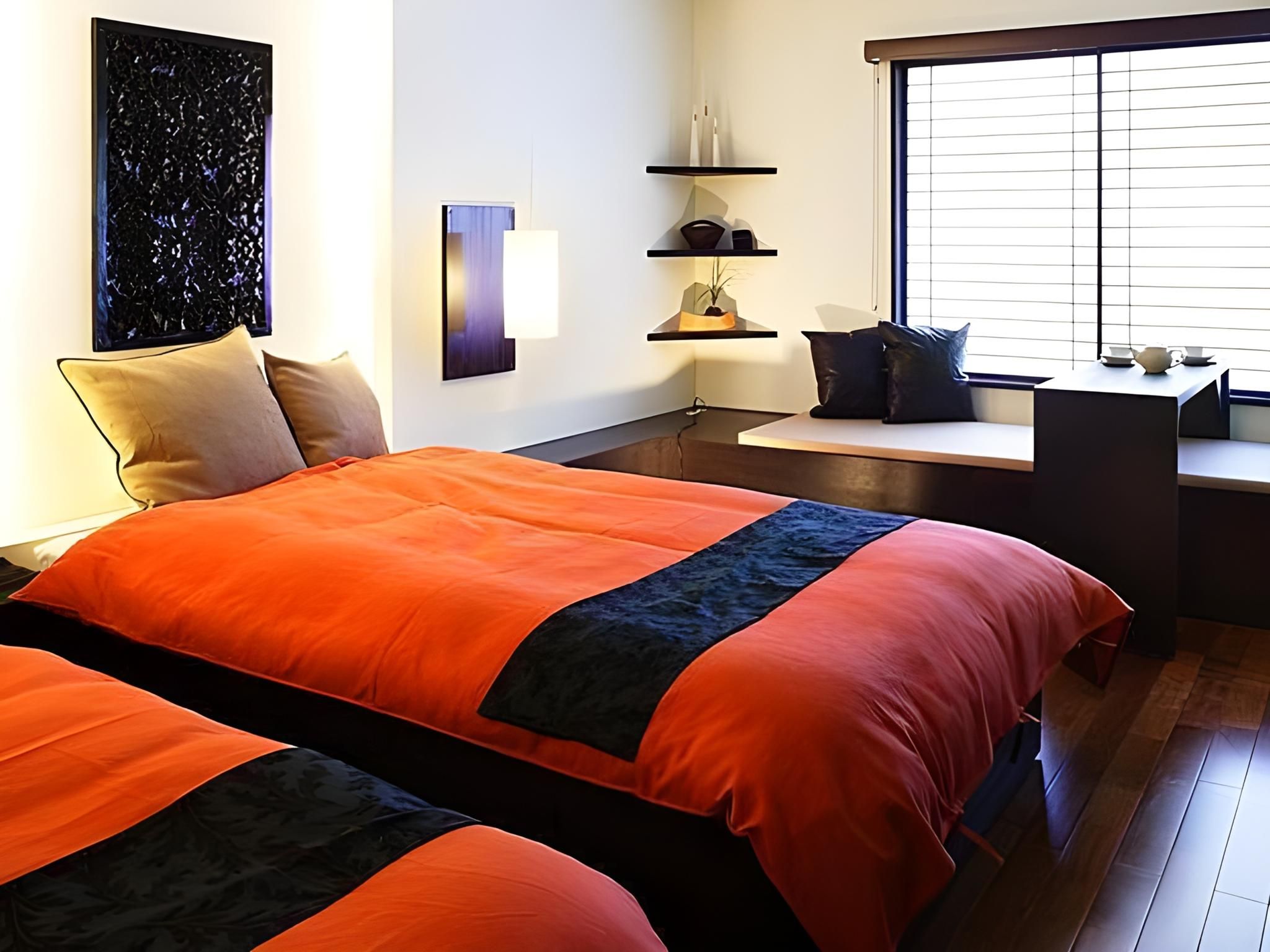Deluxe Twin Bed