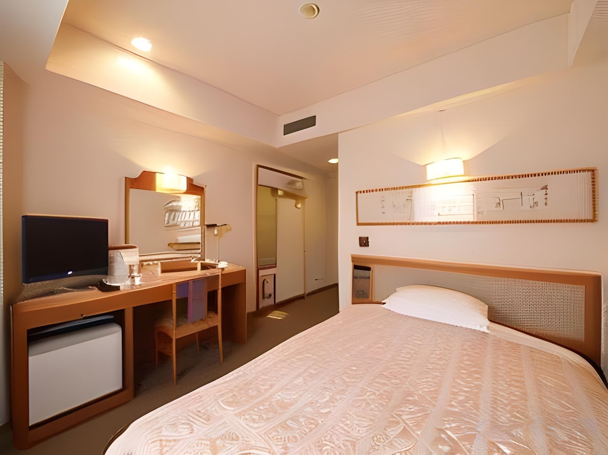 Single Room - Non-Smoking