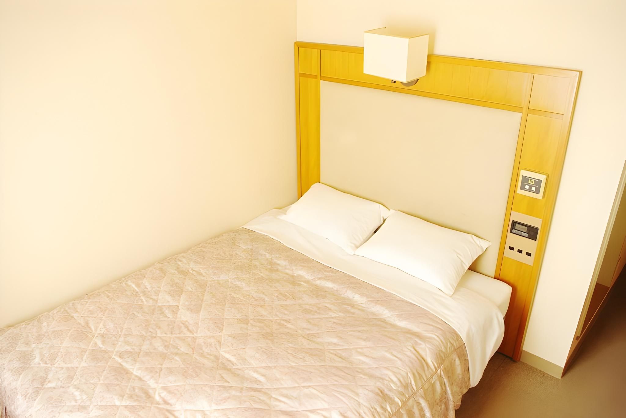 semi-double/smoking14 square meters/140cm width bed