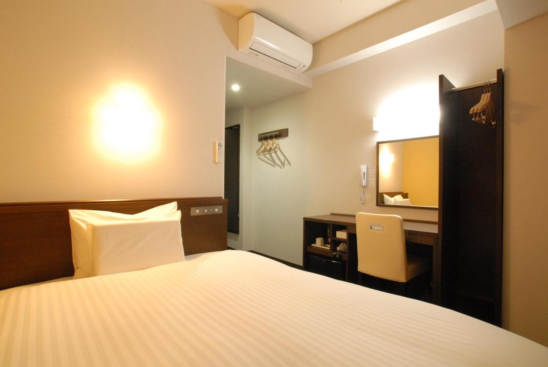 No-Room-Cleaning-Service - Double Room with Small Double Bed - Non-Smoking