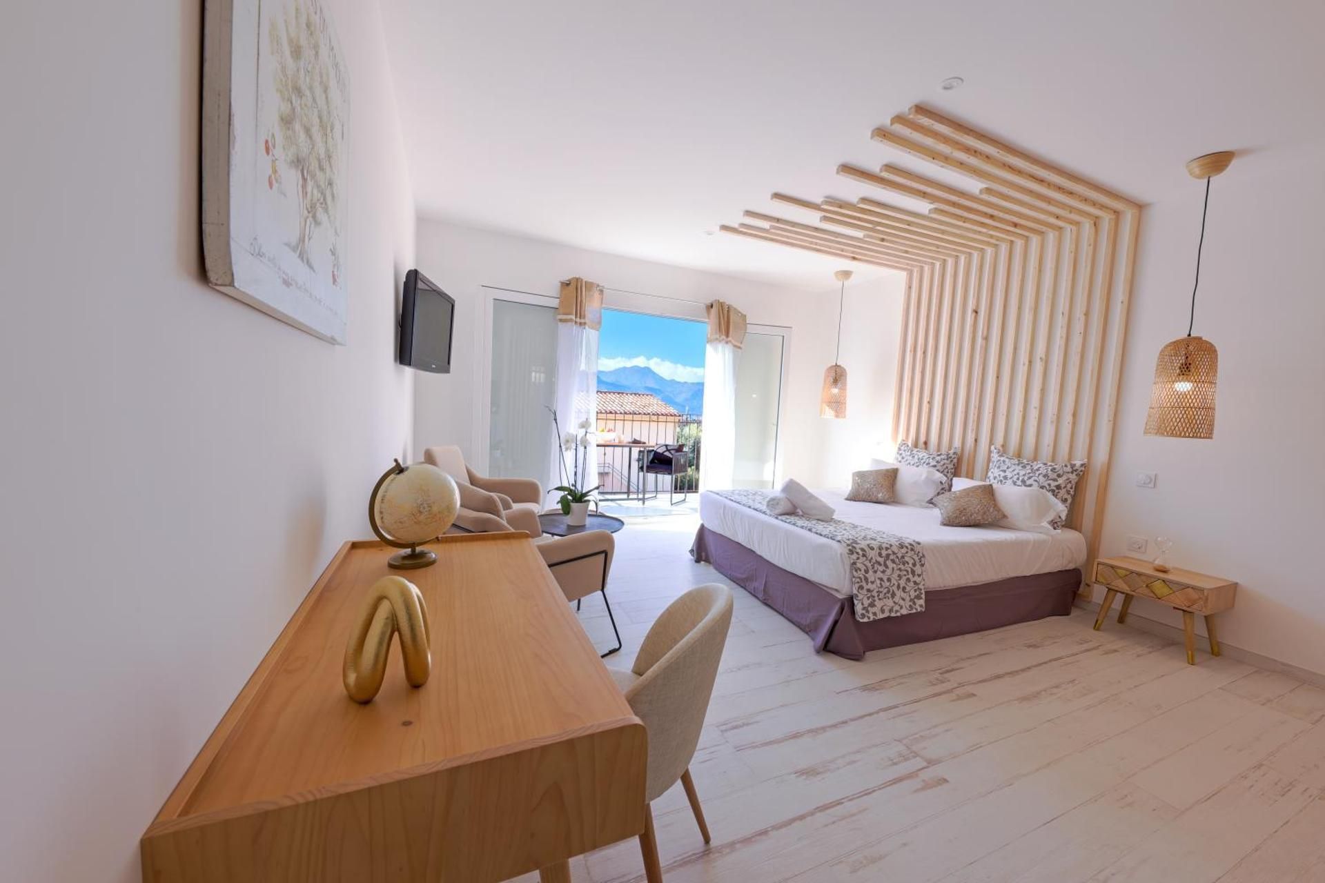 Suite with Balcony