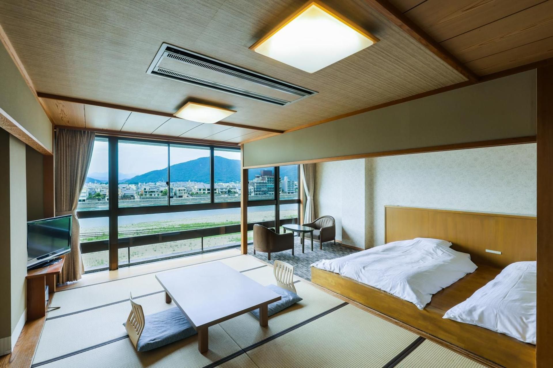 Quadruple Room with Tatami Area
