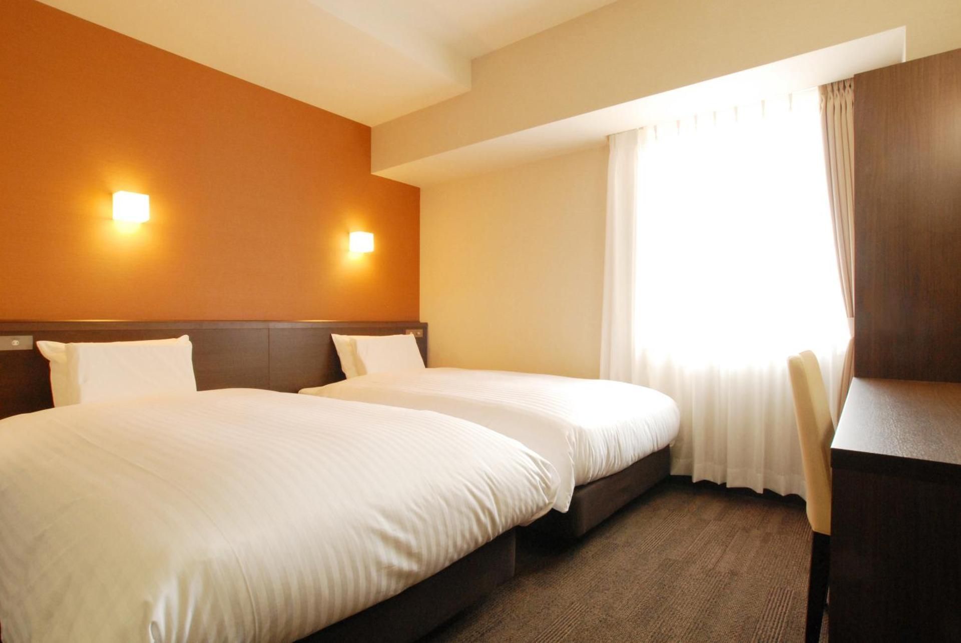 Standard Twin Room - Non-Smoking