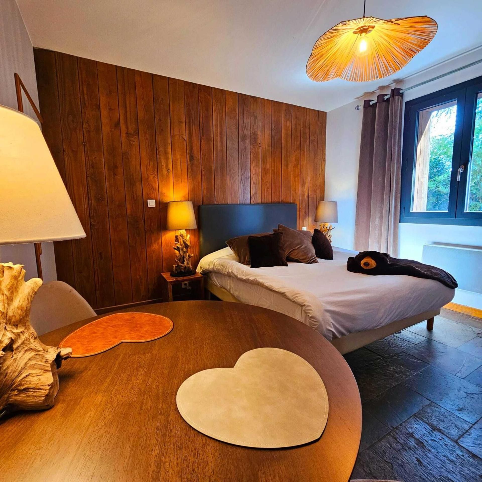 Au Refuge Des 3 Ours - Chambres d'hôtes et cabanes Balkane Room 2