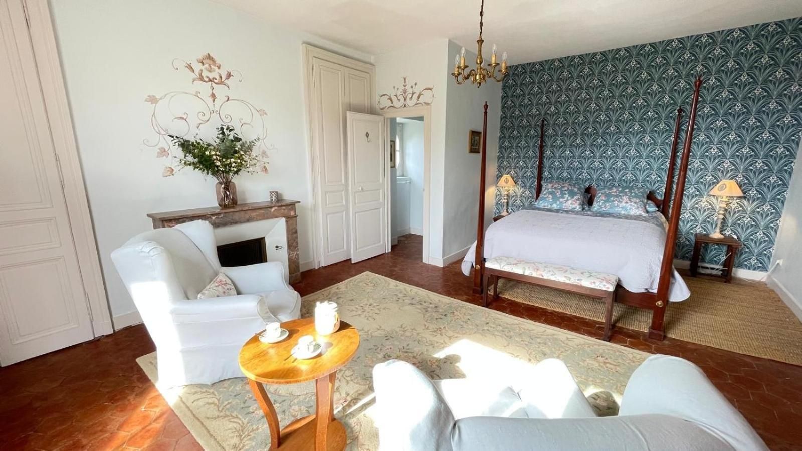 Deluxe Double Room with Bath