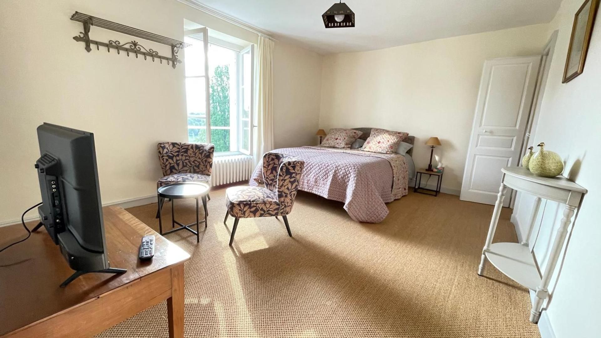 Double Room with Private Bathroom