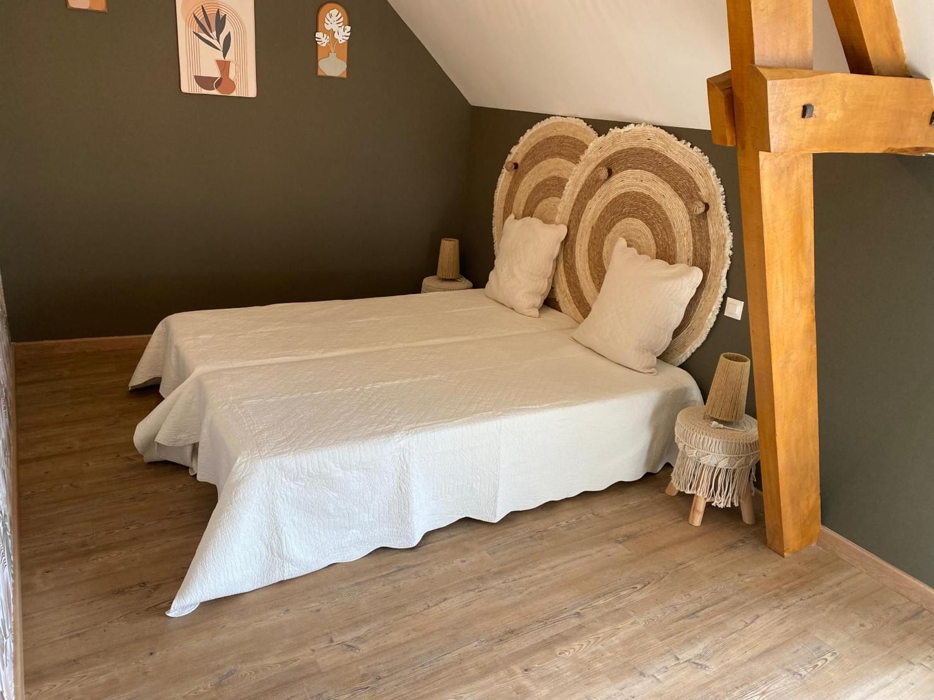 Gîte Three-Bedroom House
