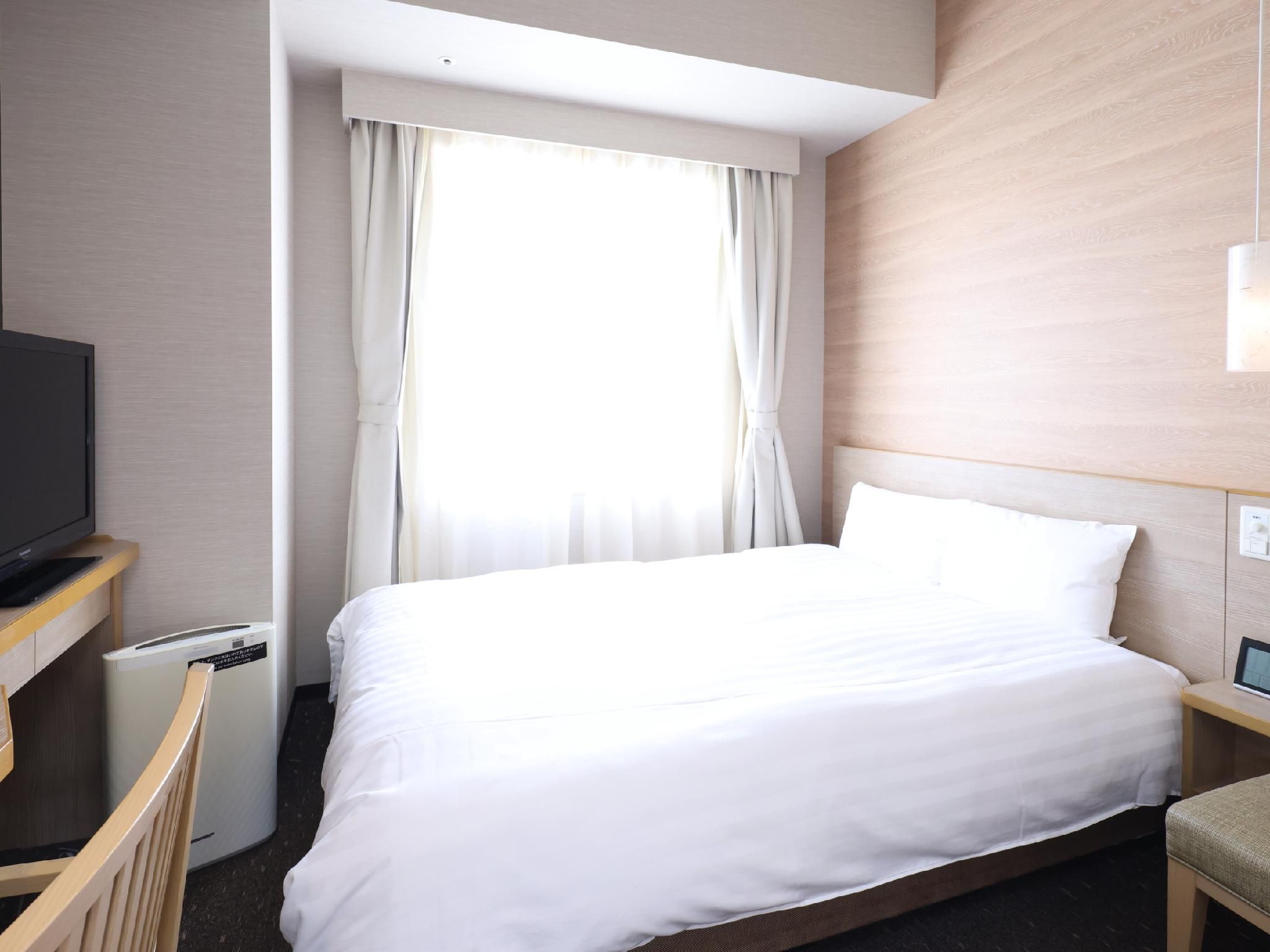 Double Room for 1 Person - Non-Smoking