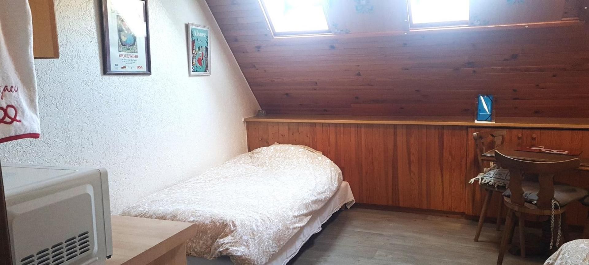 Double or Twin Room with Private Bathroom