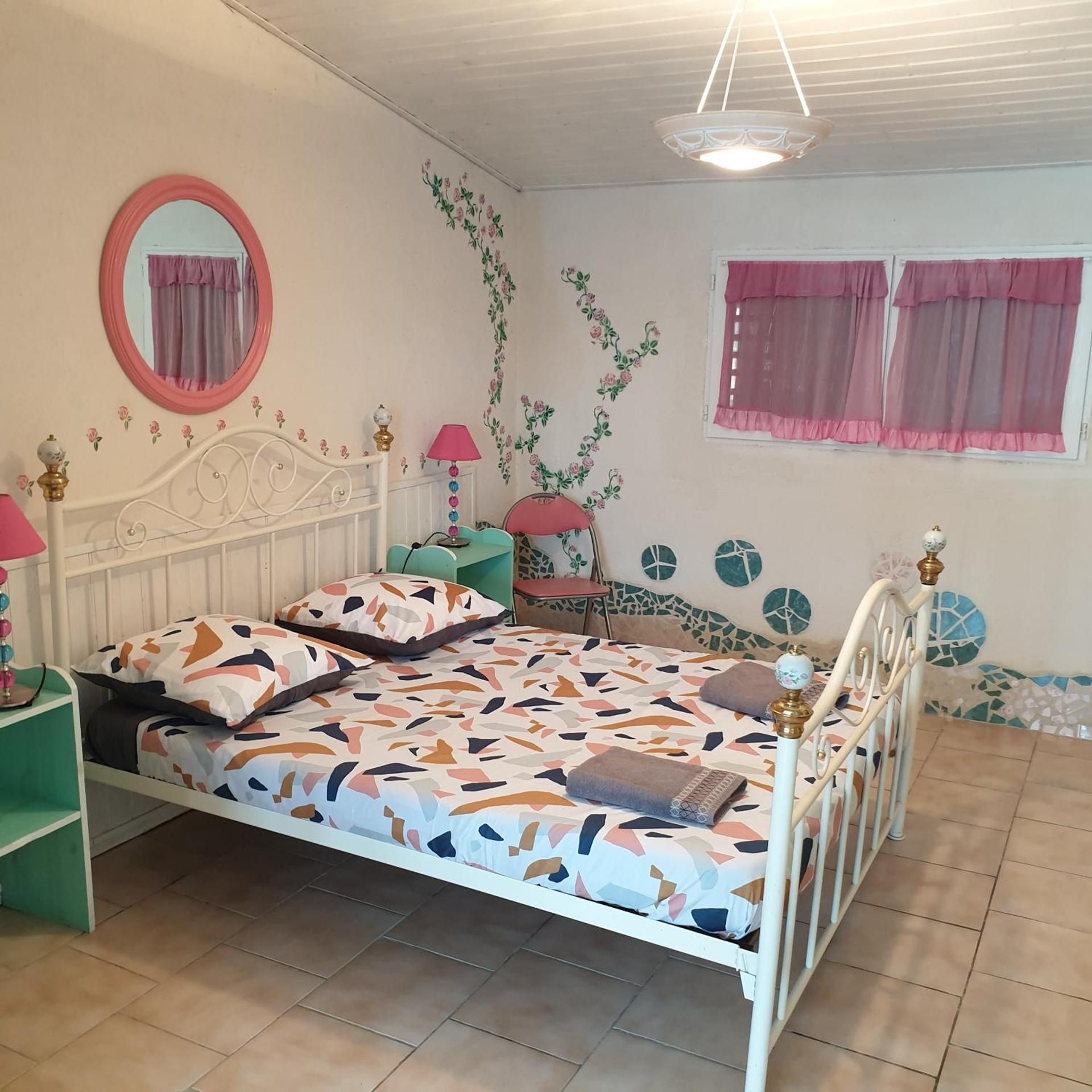 Bungalow with Patio