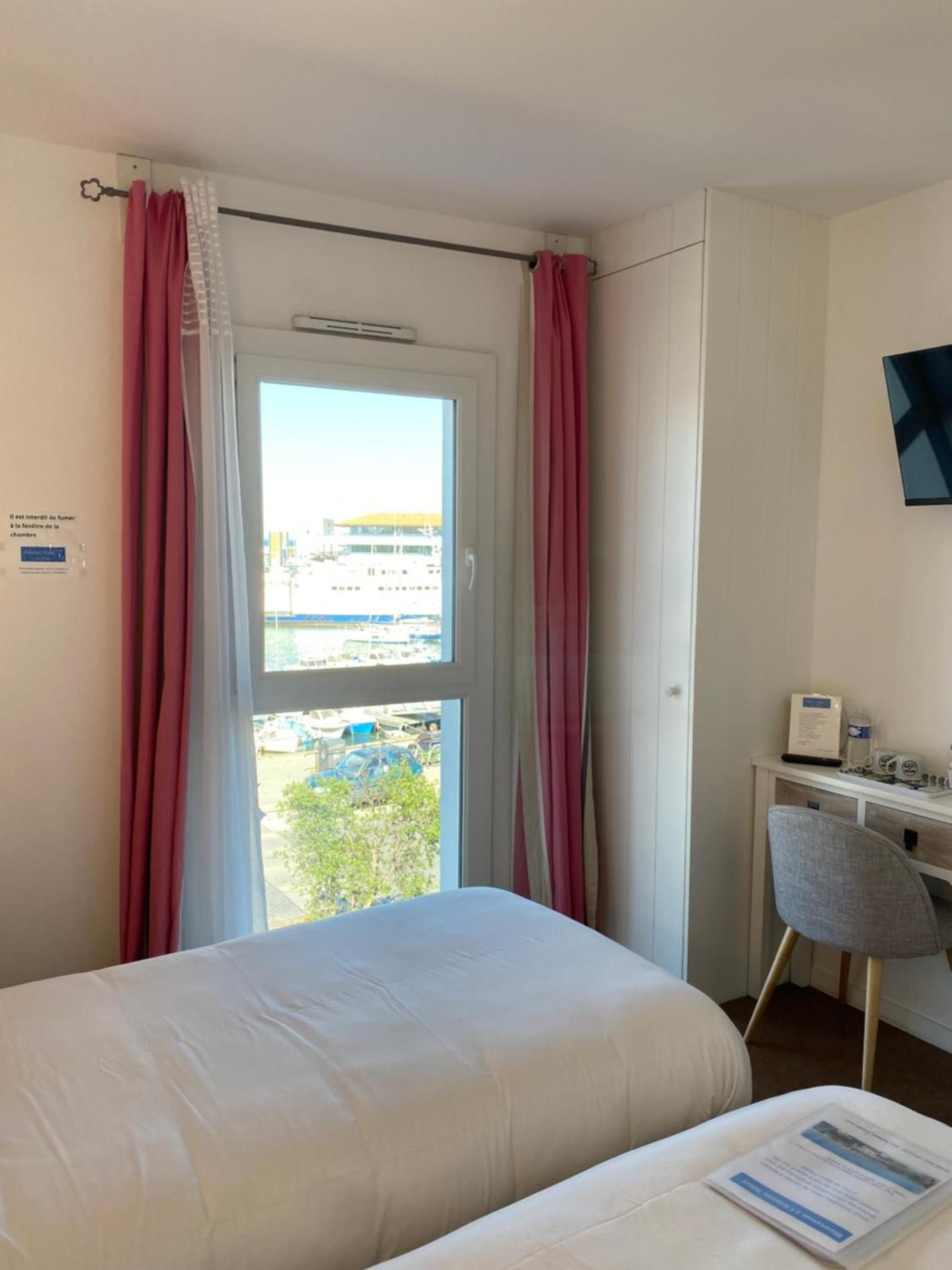 Twin Room with Sea View