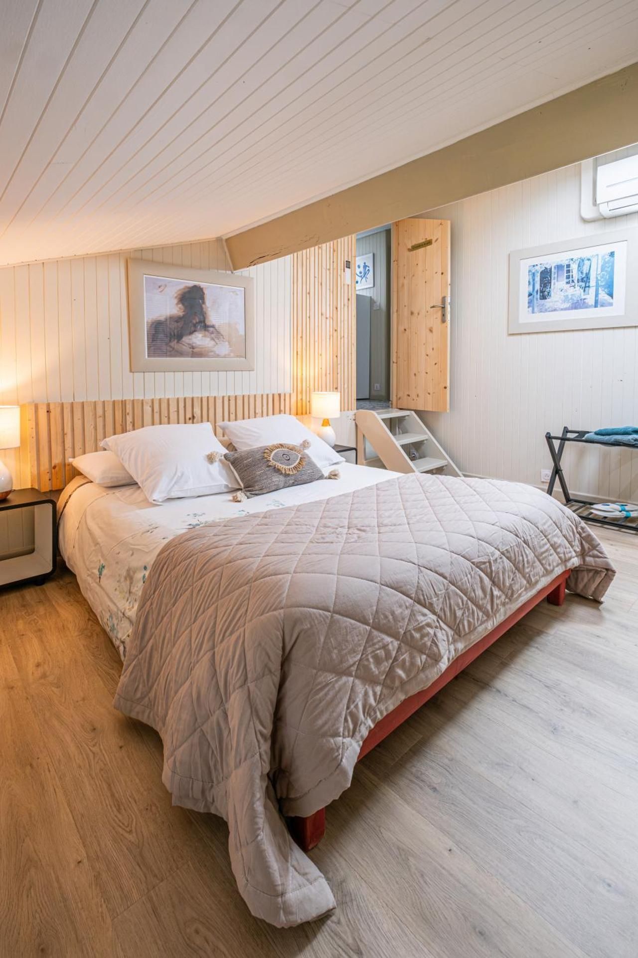 King Room with Pool View