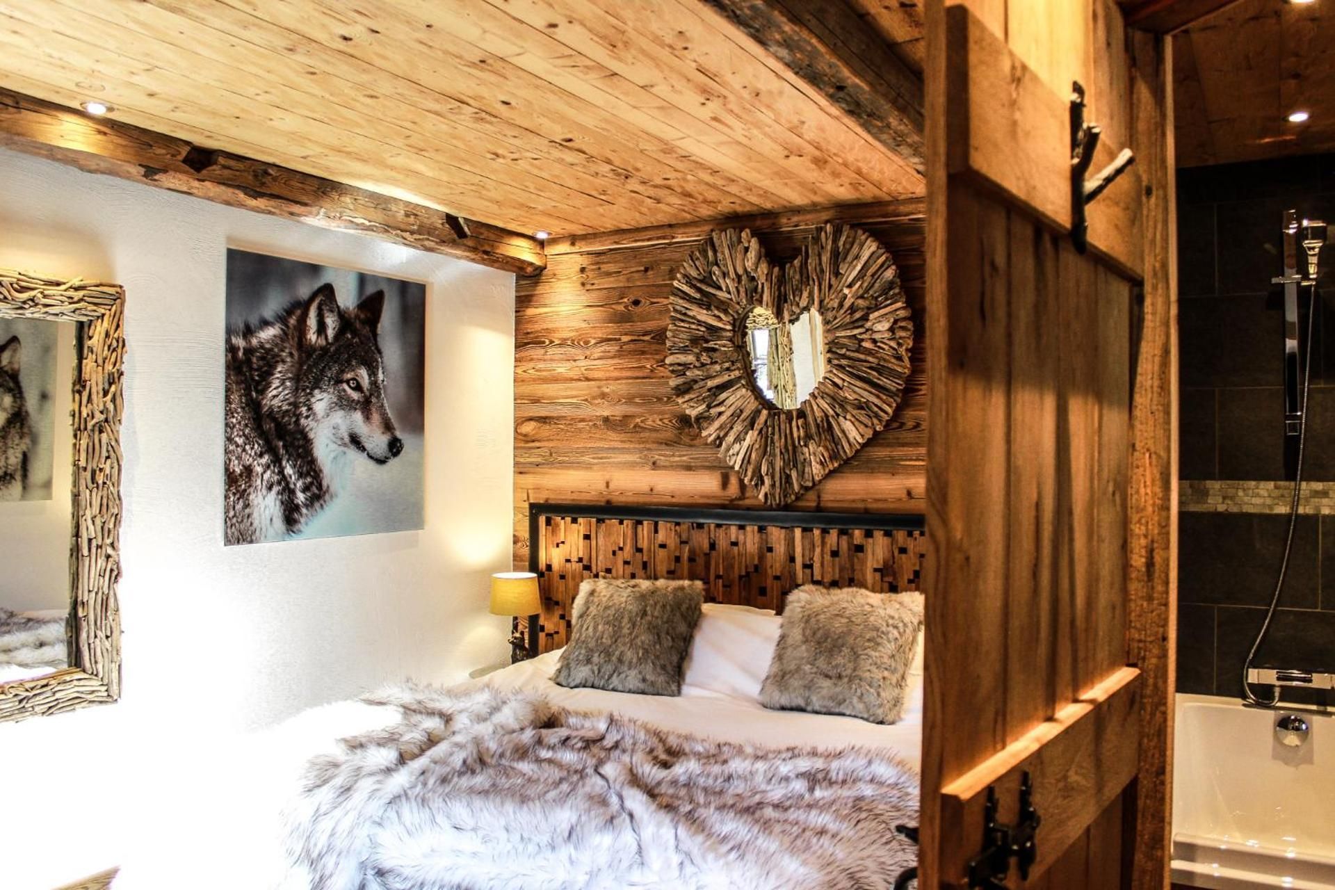 Double or Twin Room with Private Bathroom