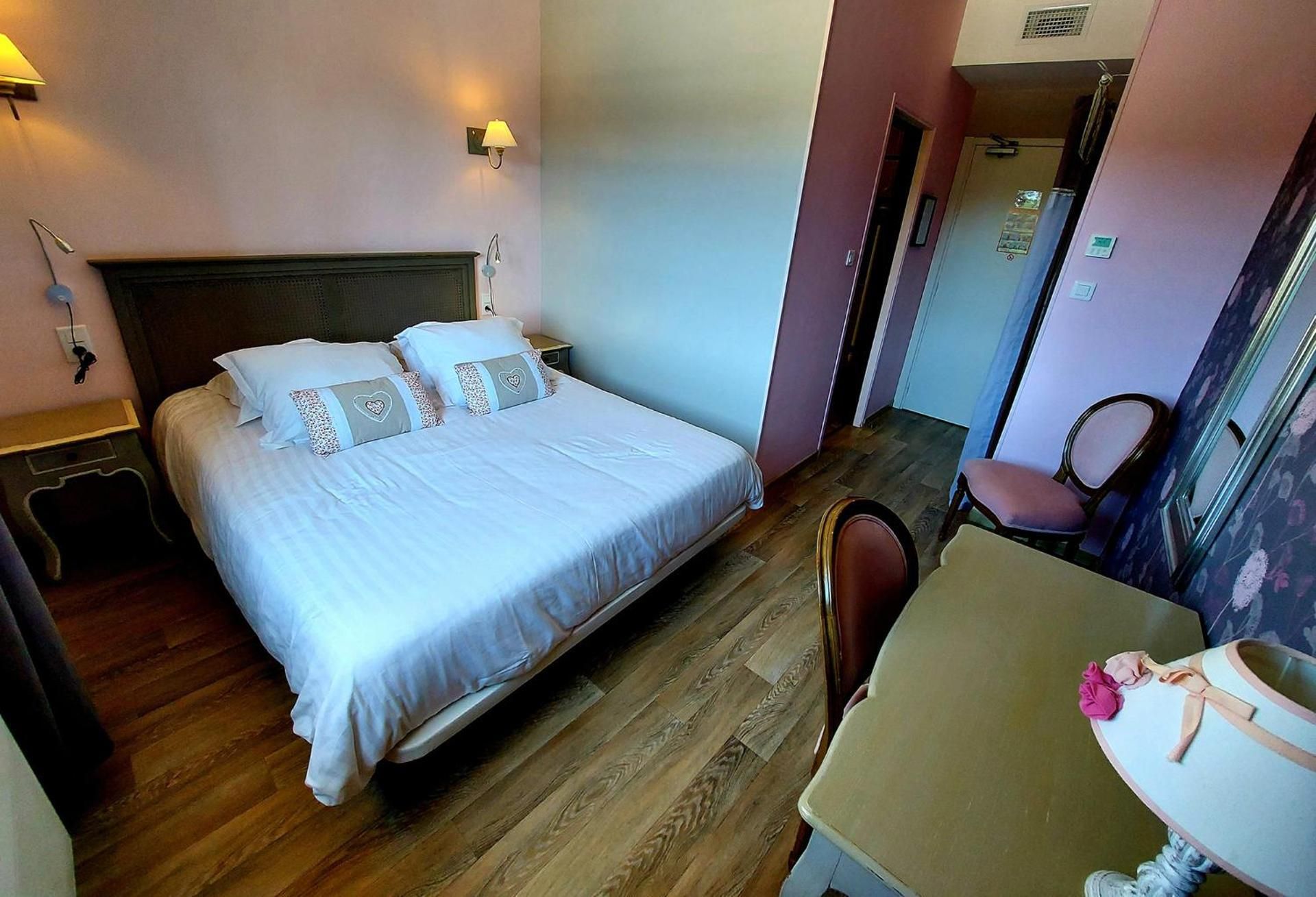 Double Room with Pool View