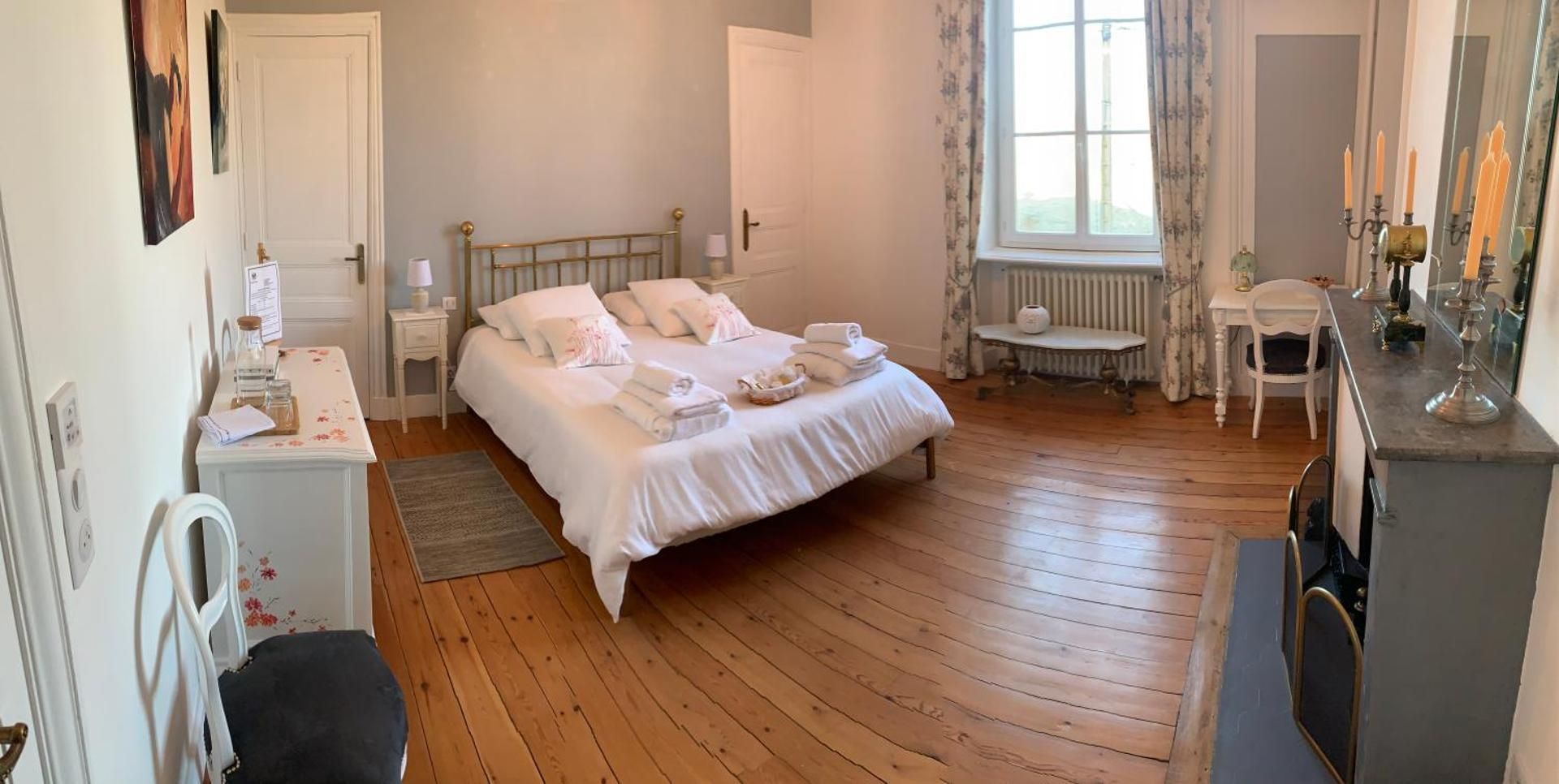 Superior King Room