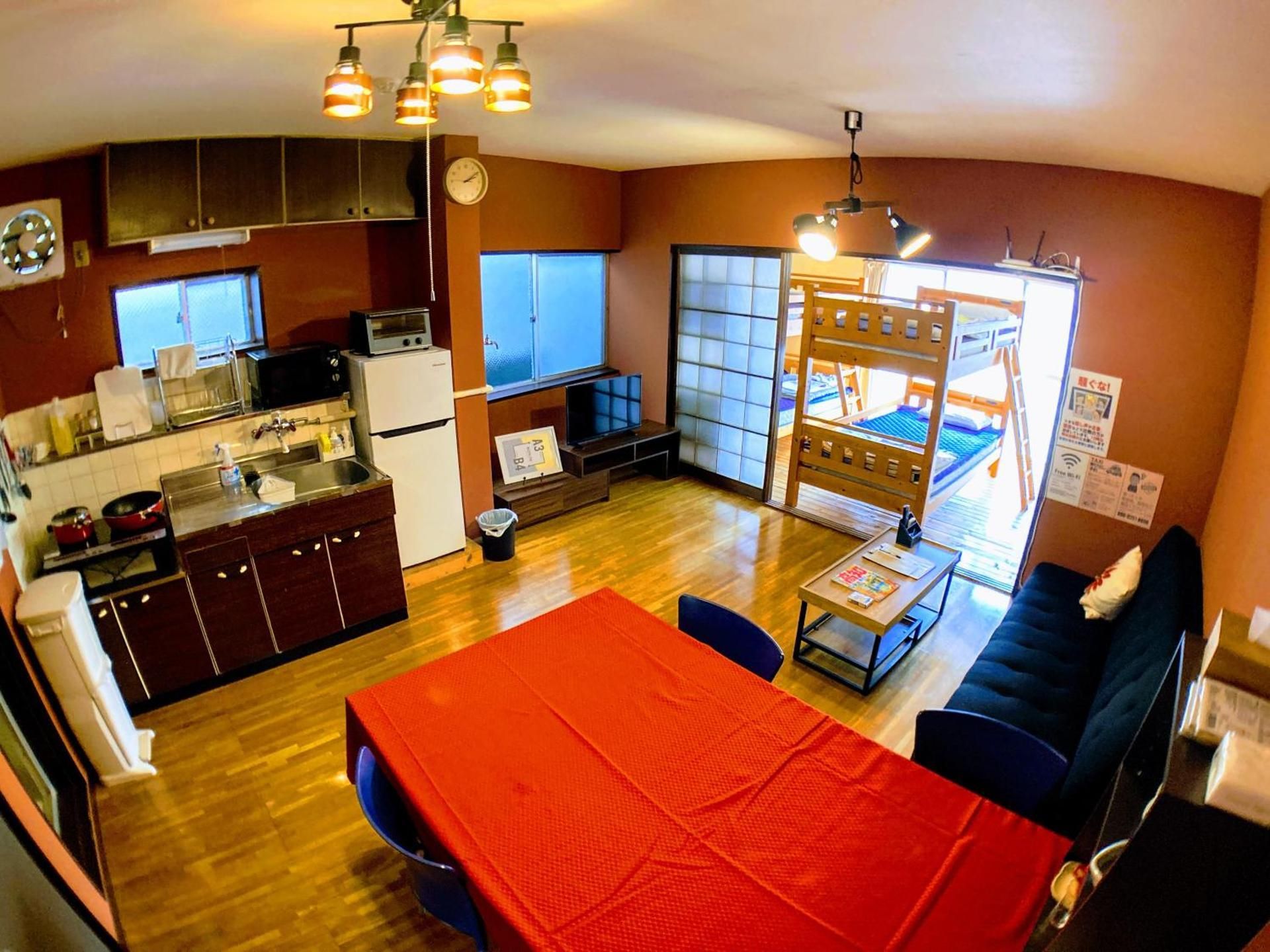 One-Bedroom Apartment