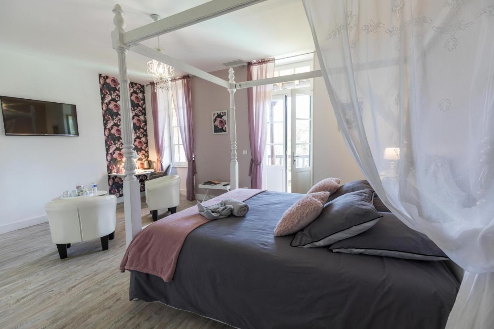 Double Room 3