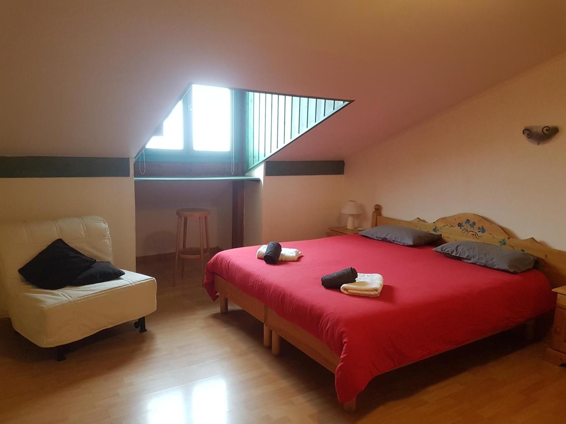 Triple Room with Mountain View (2 adults and 1 child)