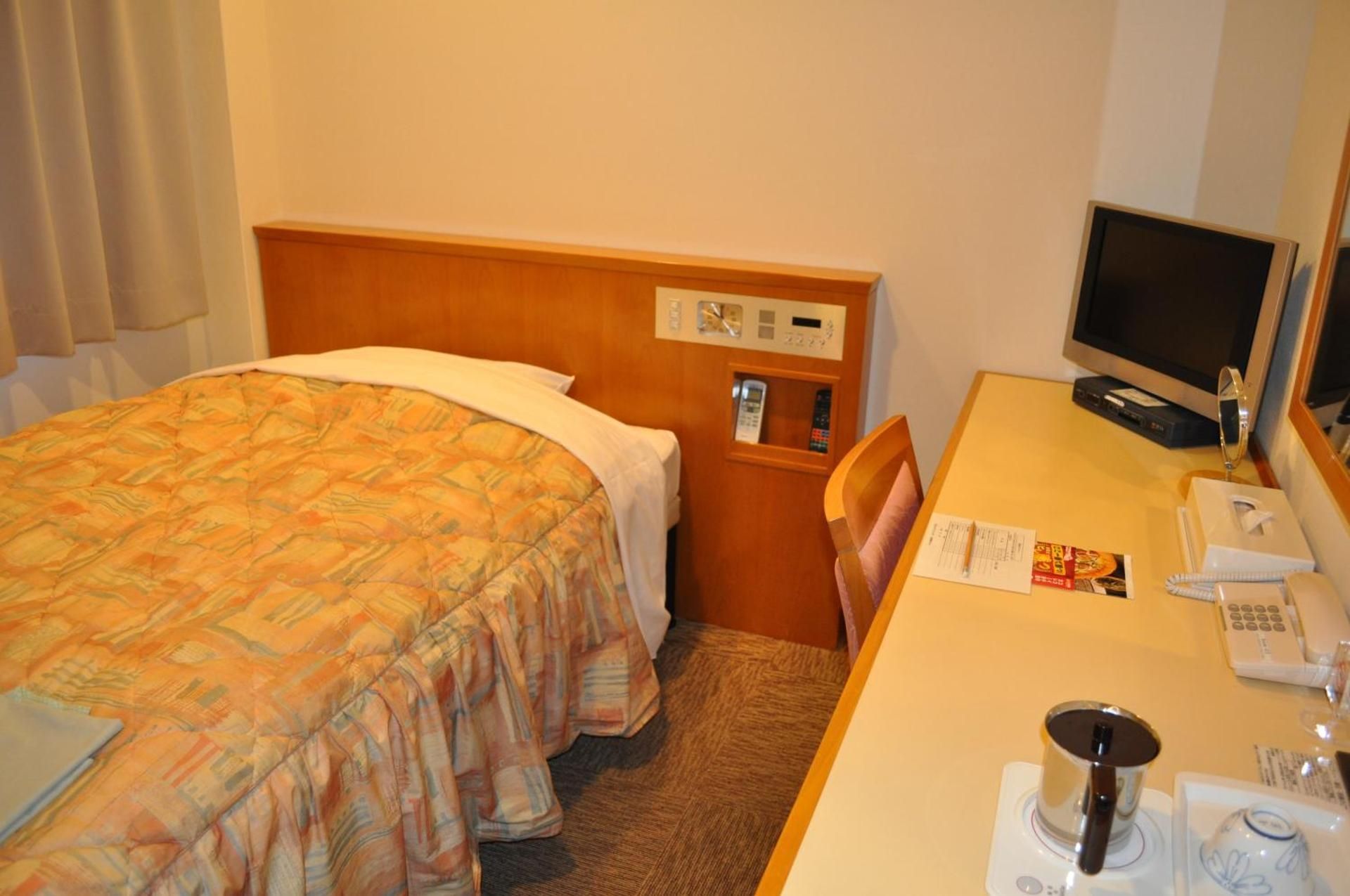Single Room - Smoking