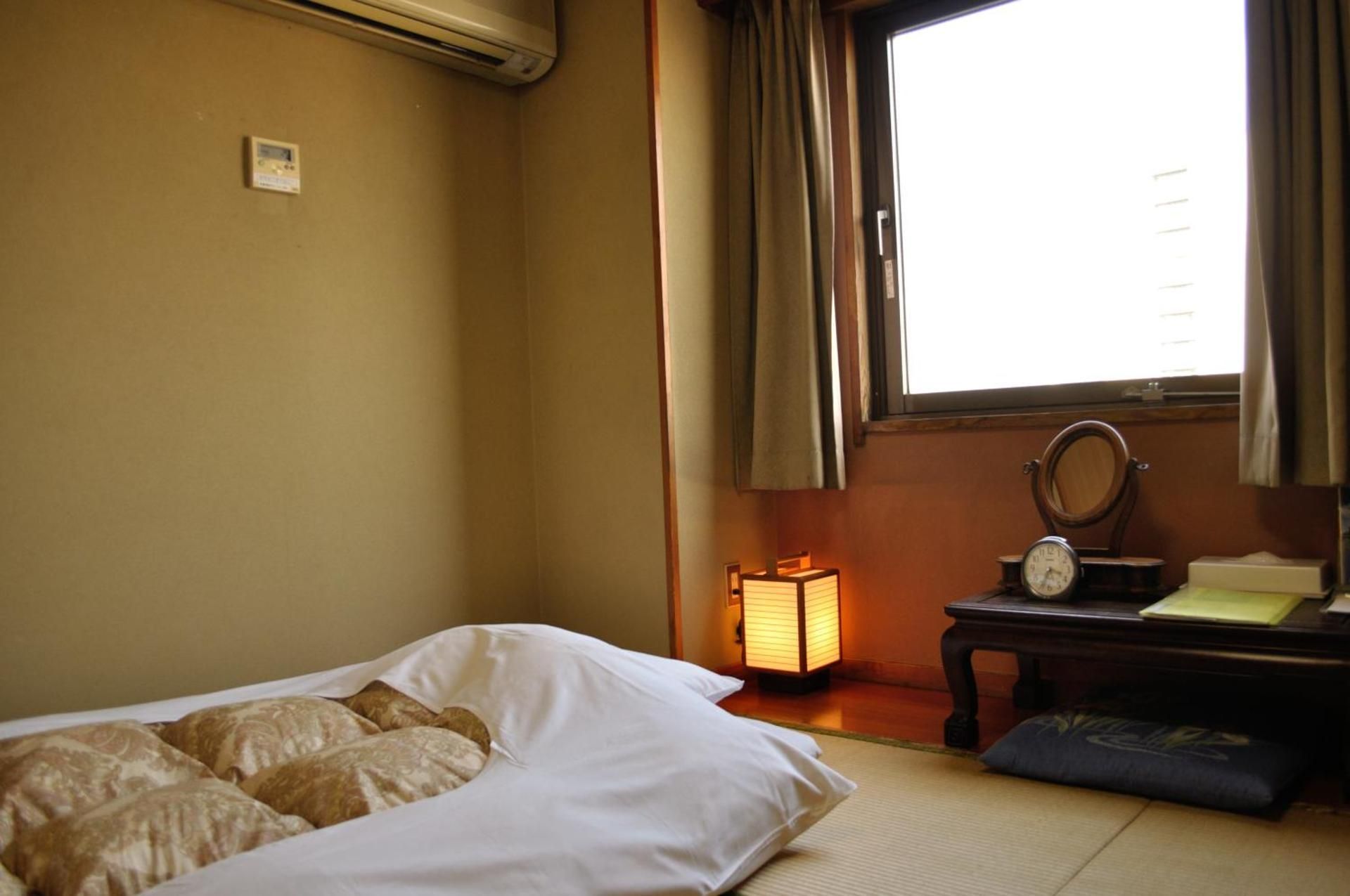Japanese-Style Room (2 adult)