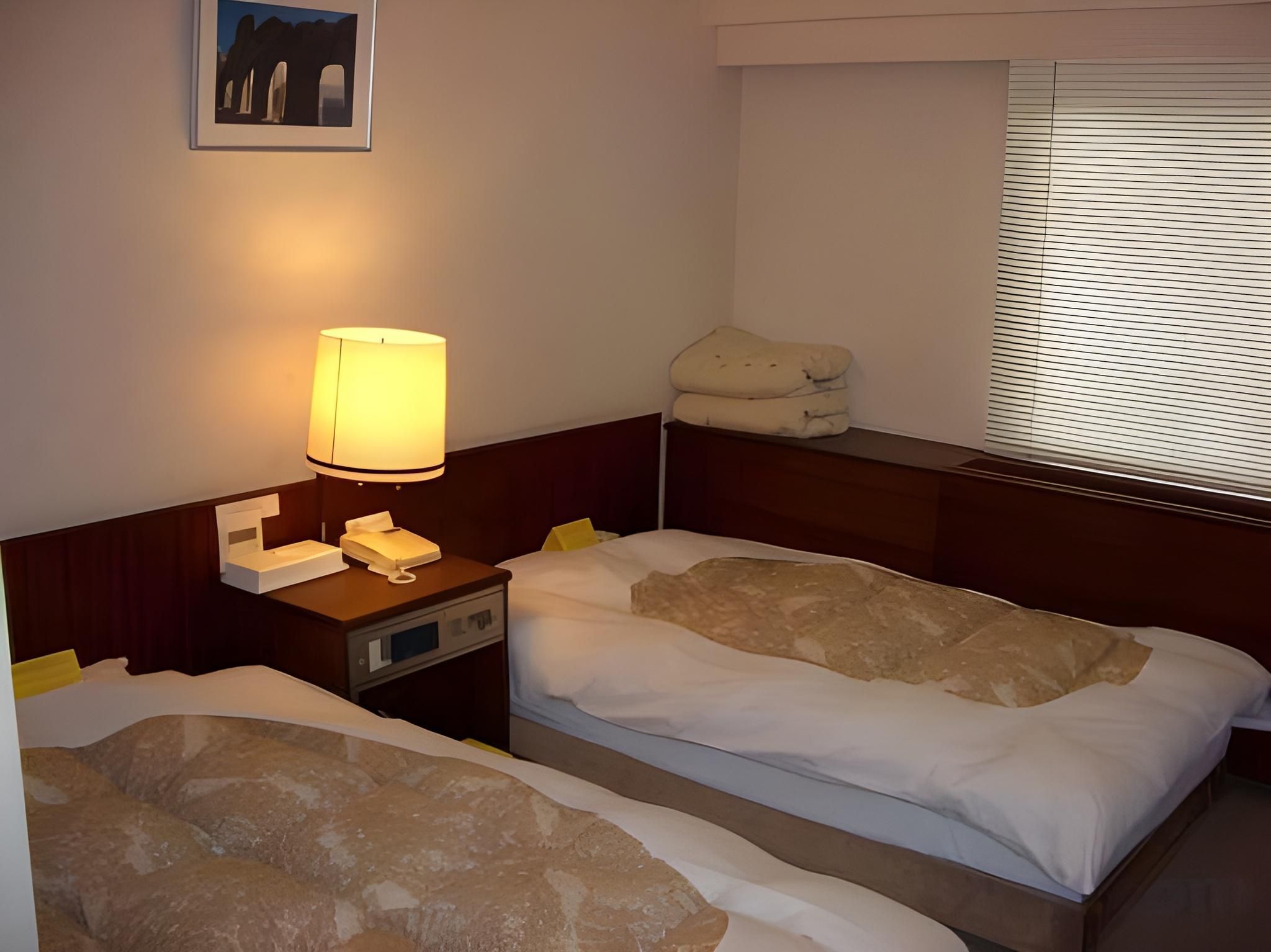 Twin Room - Non-Smoking