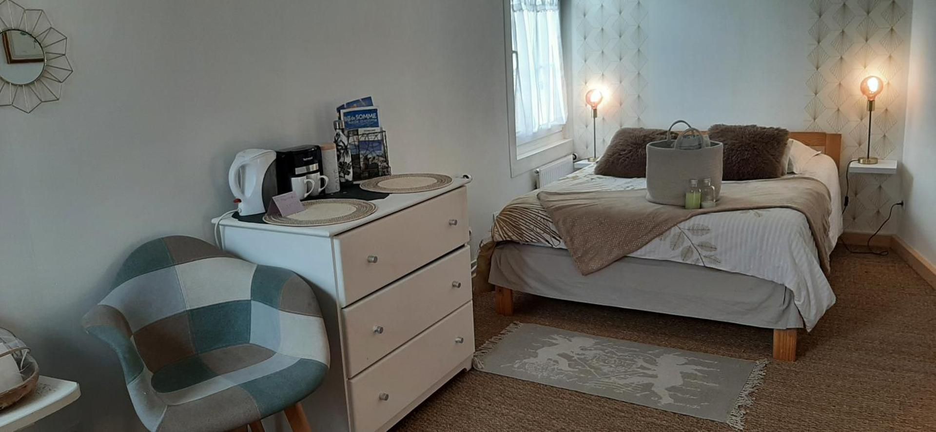 Quadruple Room with Shared Bathroom
