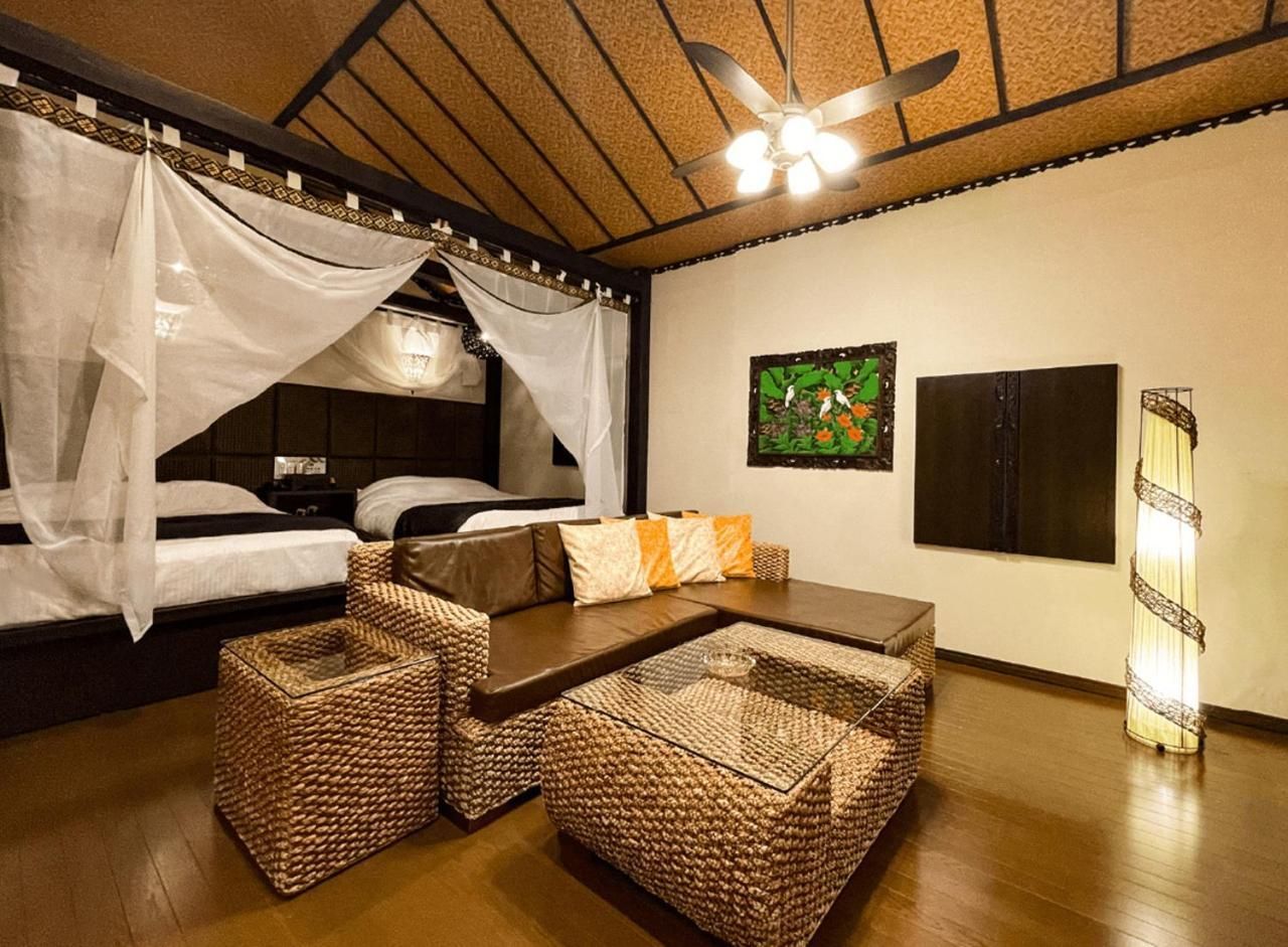 Large Twin Room