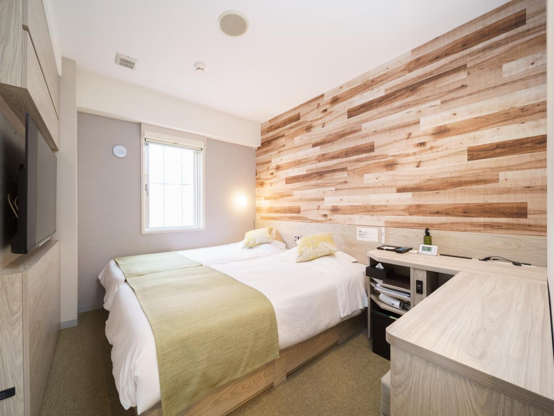 Twin Room - Non-Smoking