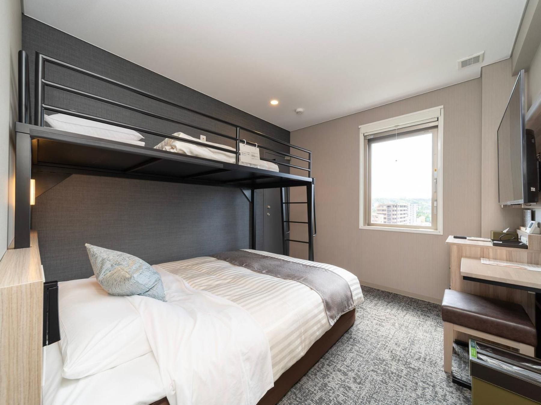 Twin Room with Bunk Bed - Non-Smoking