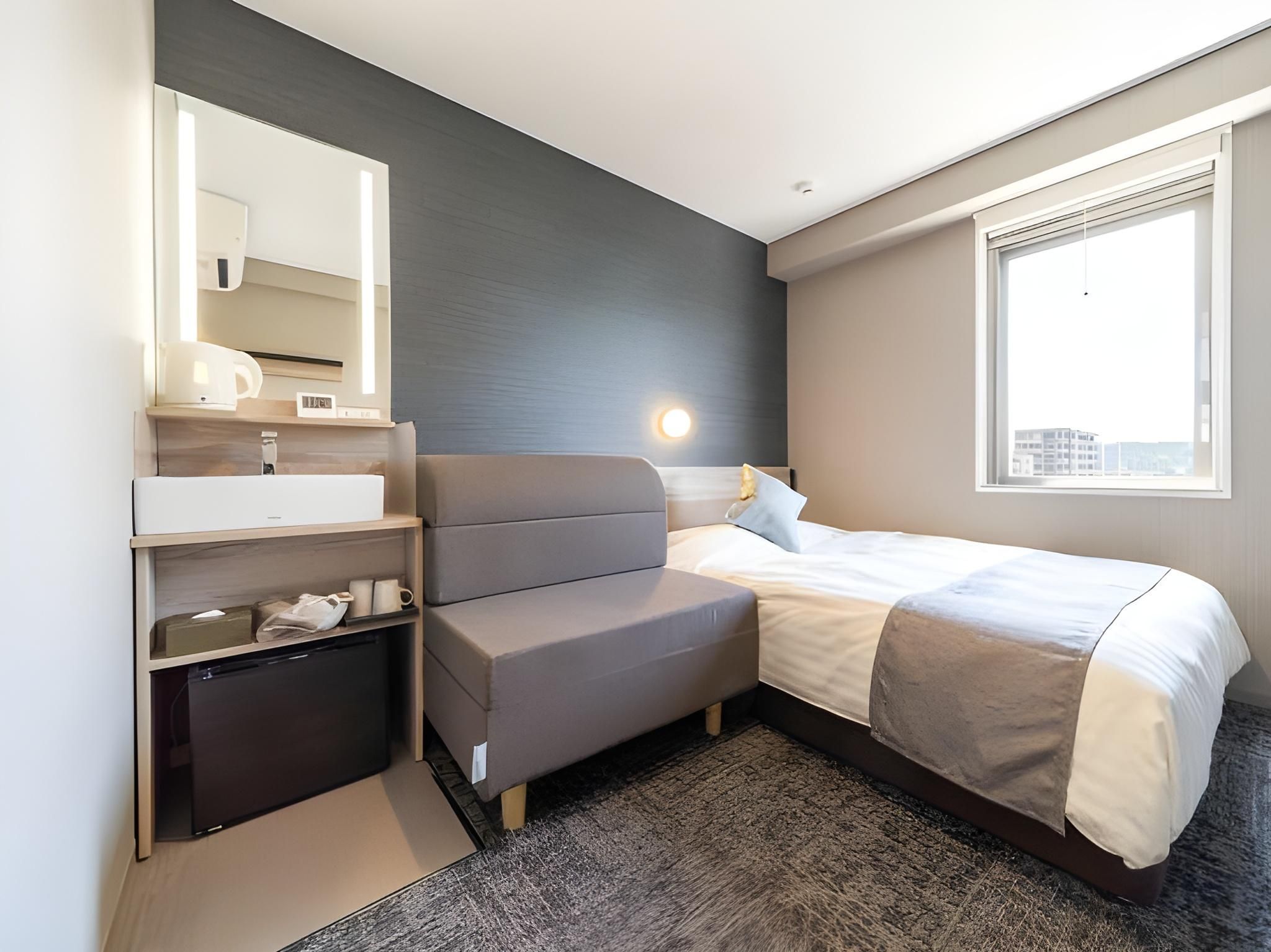 Standard Double Room with Sofa - Non-Smoking